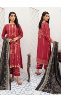johra-gulal-embroidered-winter-2022-4